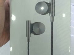 Remax電子產(chǎn)品銷售點(diǎn) 一站式電子產(chǎn)品購物體驗(yàn)